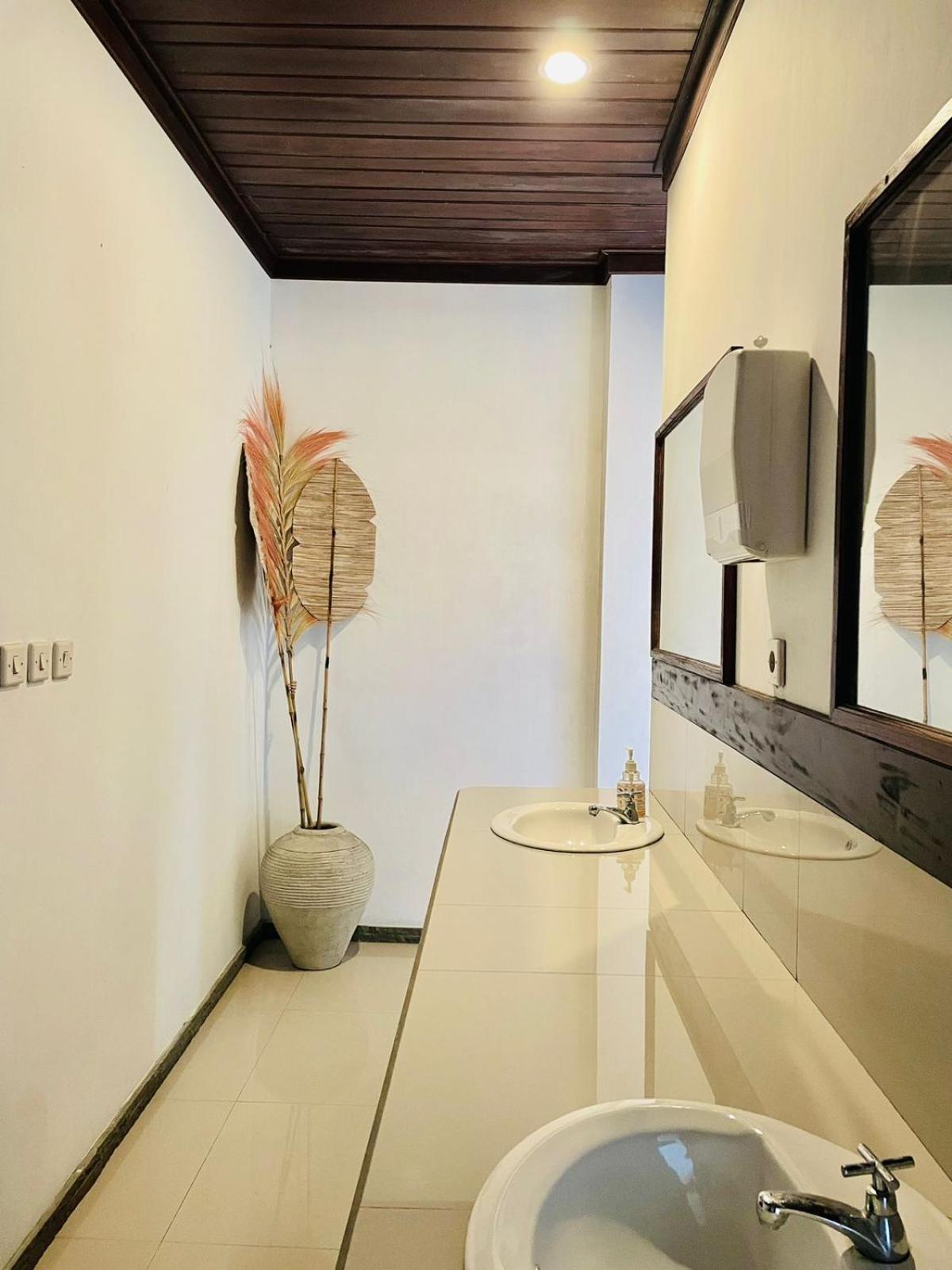 Bali Munduk Delux Bungalow Villa سينغاراجا المظهر الخارجي الصورة