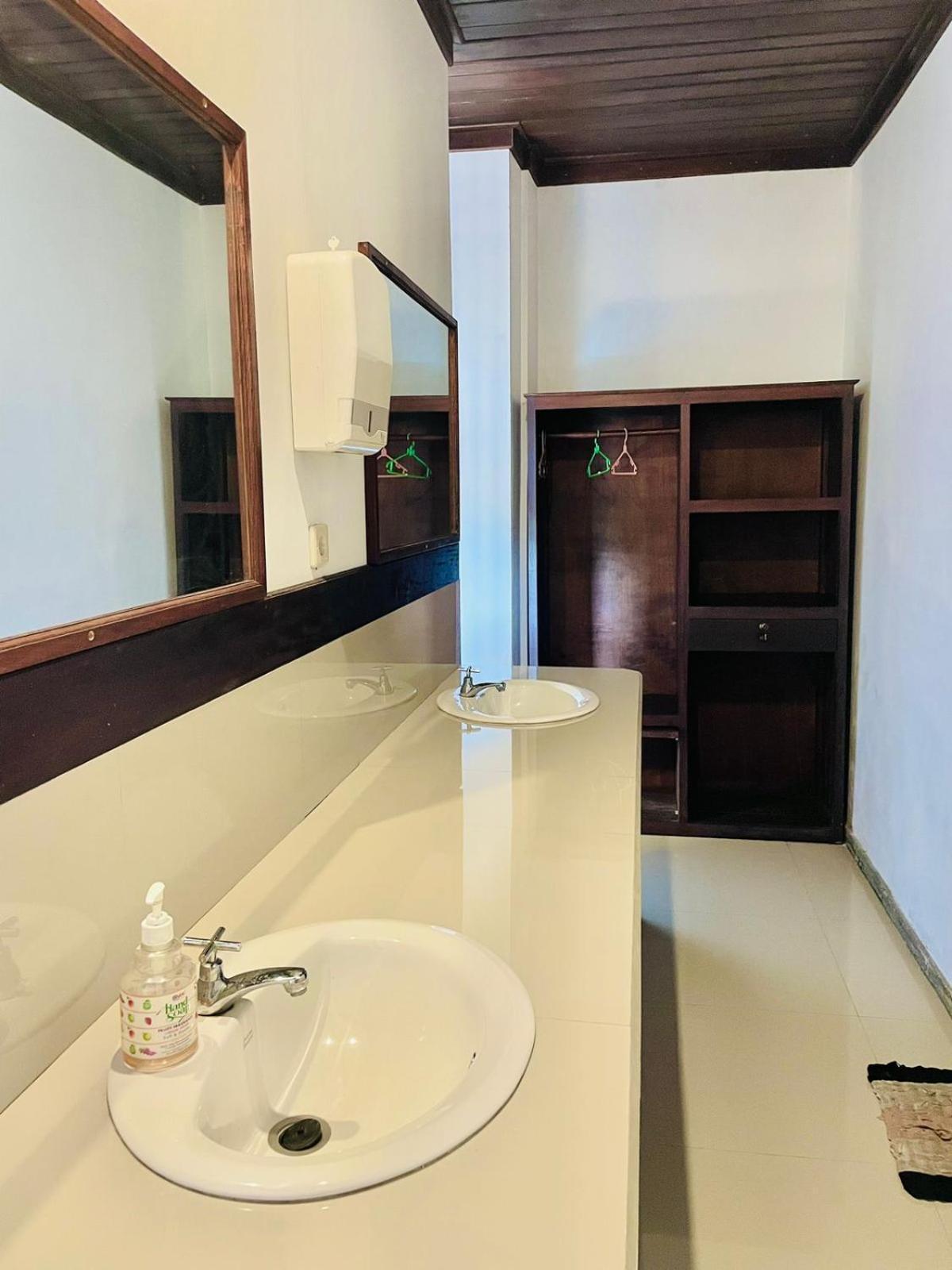 Bali Munduk Delux Bungalow Villa سينغاراجا المظهر الخارجي الصورة