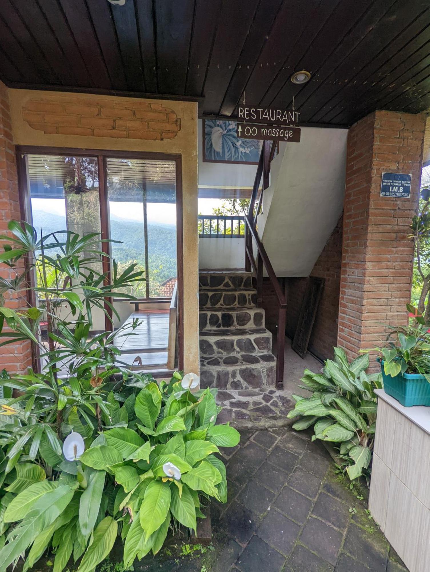 Bali Munduk Delux Bungalow Villa سينغاراجا المظهر الخارجي الصورة