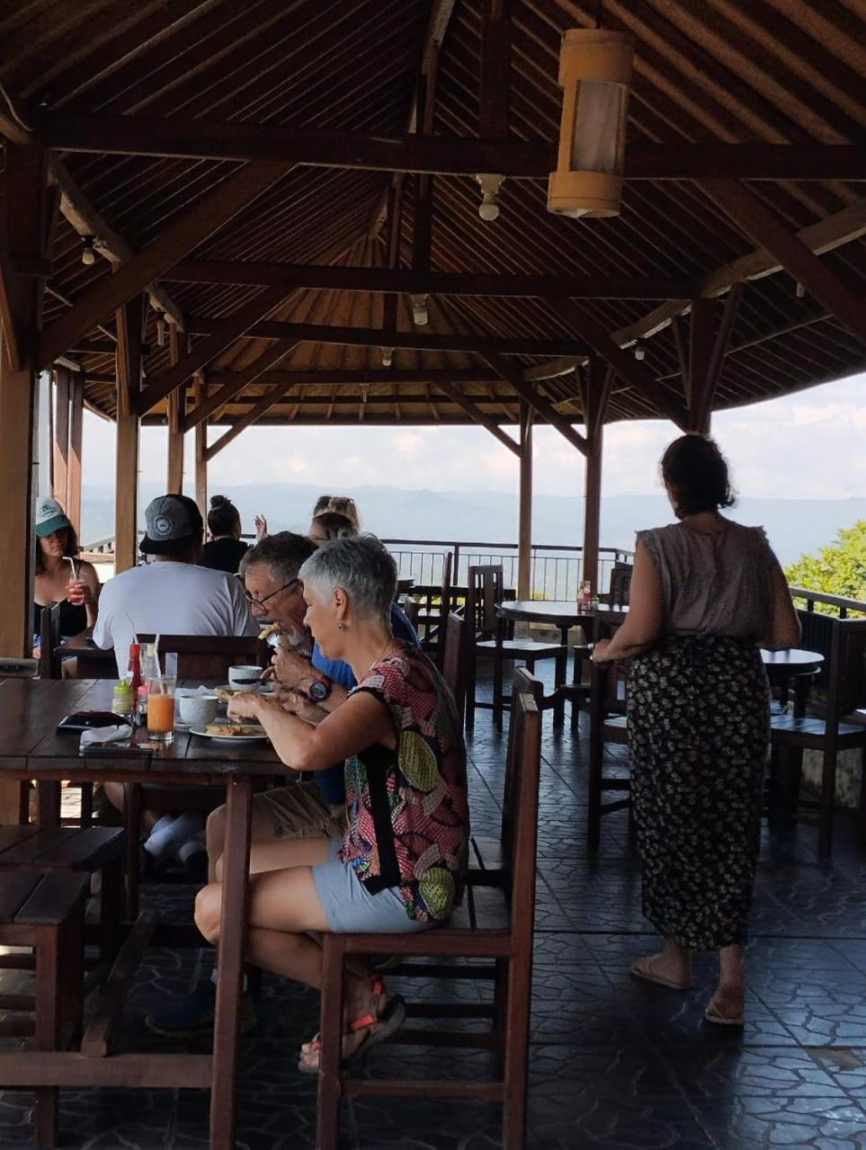 Bali Munduk Delux Bungalow Villa سينغاراجا المظهر الخارجي الصورة